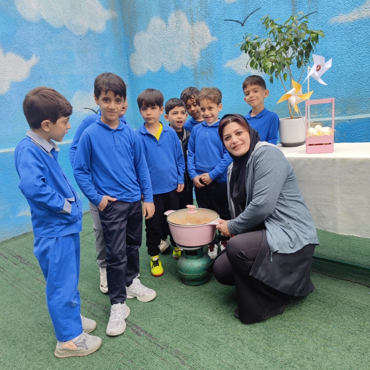 دبستان پسرانه غیر انتفاعی فارابی